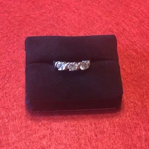 Kohl’s Silver Ring with Cubic Zirconia Stones